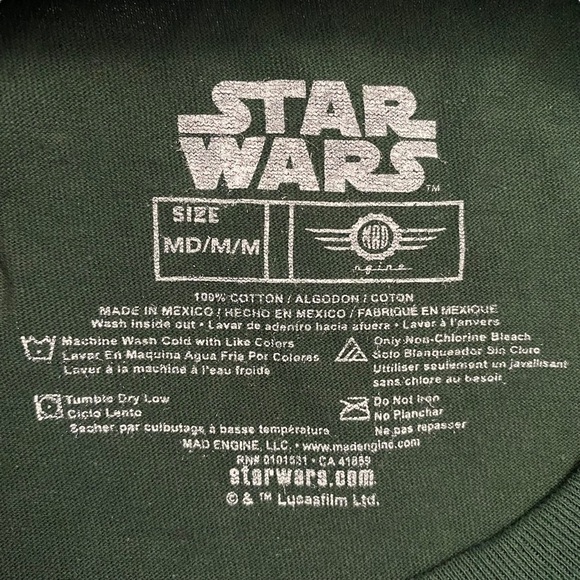 Mad Engine Star Wars Merry Force Be With You Yoda Santa Short Sleeve Tee Medium - Picture 3 of 15